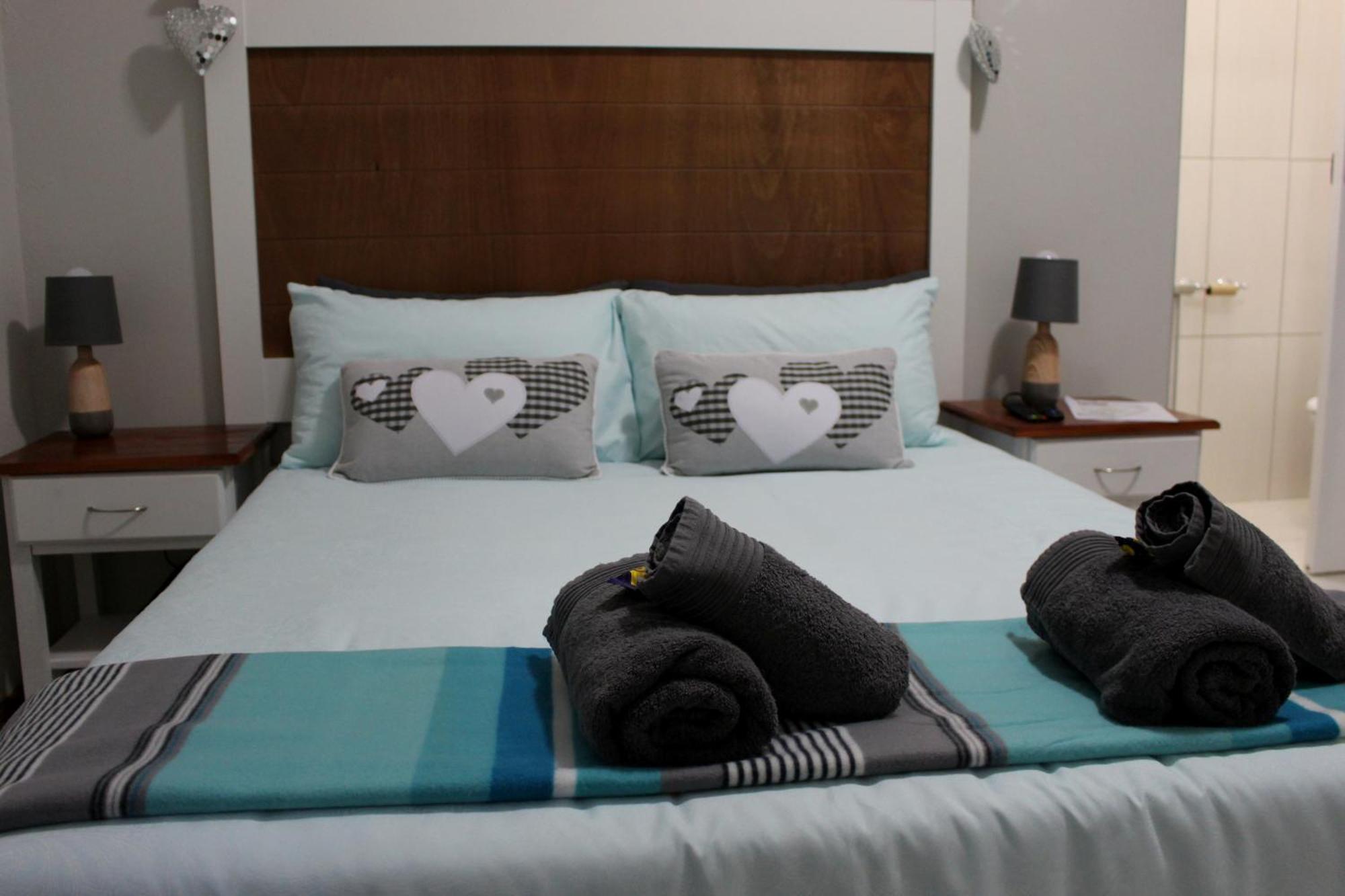 Tranquility Self Catering Hotel Lüderitz Екстериор снимка